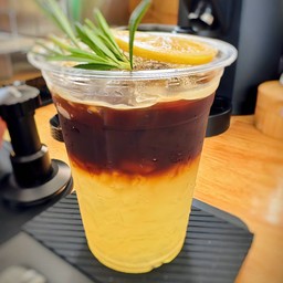 อเมริกาโน่น้ำผึ้งมะนาว