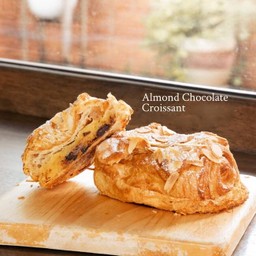 Almond Chocolate Croissant