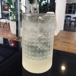 Lemon soda