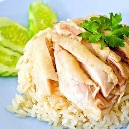 ตี๋เล็กข้าวมันไก่ By ชงชา STORE