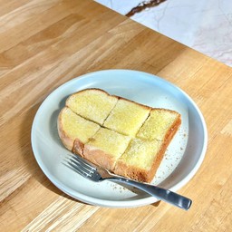 ขนมปังเนย+น้ำตาล