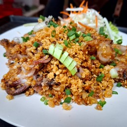 หมึกไข่ทอดกระเทียม