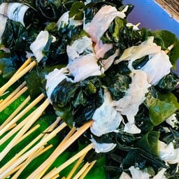 หมูสามชั้นพันสาหร่ายวากาเมะ