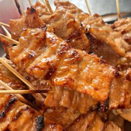 หมูปิ้งโบราณไร้มัน  20 ไม้