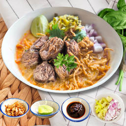 ข้าวซอยหมูตุ๋น