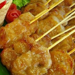 หมูปิ้งนมสด 10 ไม้