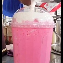 นมชมพูแก้วโอ่ง