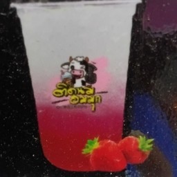 สตรอเบอร์รี่โซดา