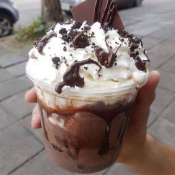 แซงครีม วาฟเฟิล