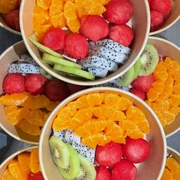 Daily fruits ผลไม้ปอกพร้อมทาน