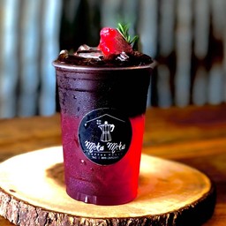 อเมริกาโน่สตรอว์เบอร์รี่