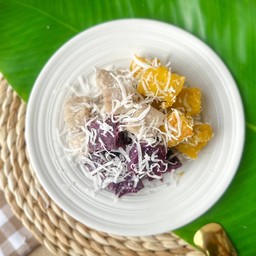 ขนมกล้วย (Steamed Banana Cake)