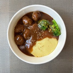 มีทบอล ( เนื้อ ) มันบด