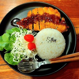 ข้าวหมูทอดทงคัตสึ