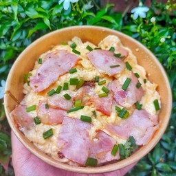 ข้าวไข่ข้นเบคอน