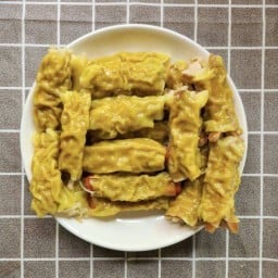 เกี๊ยวหมูเด้ง by จอน