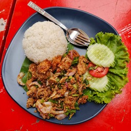 ข้าวยำไก่แซ่บ