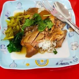 เฮง เฮง ข้าวมันไก่ ข้าวขาหมู (ลำลูกกาคลอง4)