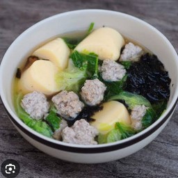 แกงจืดเต้าหู้ หมูสับ สาหร่าย