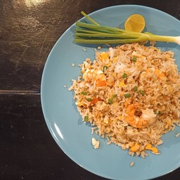 ข้าวผัดไก่