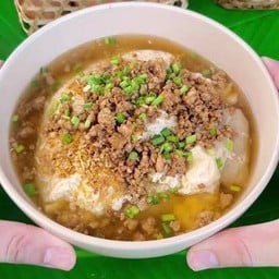 Pizza Steamed Egg 茶碗蒸し in Red Gravy Sauce ไข่ตุ๋นน้ำแดง