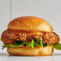 Burger ไก่ทอดสุดปัง