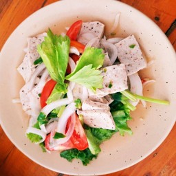 ยำหมูยอพริกไทยดำ