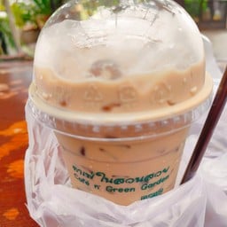 คาเฟ่ในสวนสวย