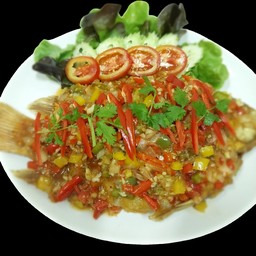 ปลาทับทิมราดพริก