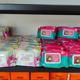 ทิชชู่เปียก