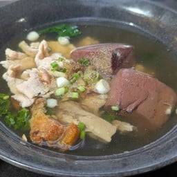 เจ๊หมวยเกาเหลาเลือดหมูเยาวราช The glass bangna