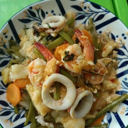 สุกี้แห้ง