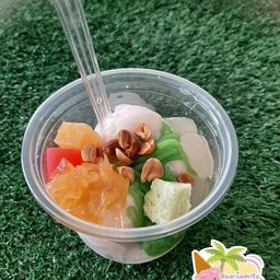 ไอติมถ้วยกลาง(เครื่อง3อย่าง)