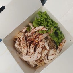 Newหมี่ไก่ฉีกคลุกซอสหม่าล่าใช้น้ำมันงาหอมมากๆ