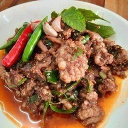 ก้อยเสือคั่ว