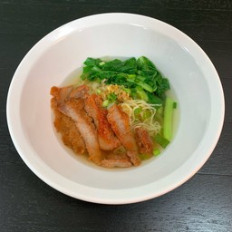 บะหมี่เนื้อแดง น้ำ