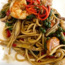สปาเก็ตตี้ผัดขี้เมา