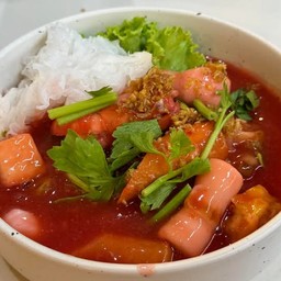 ราดหน้าเย็นตาโฟทะเล