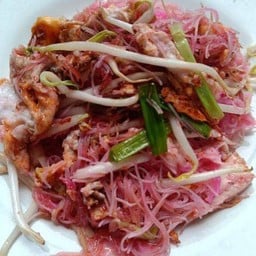 ผัดหมี่ชมพู