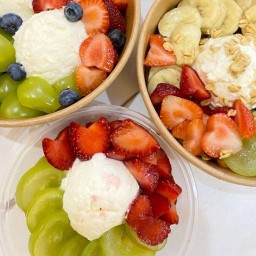 YUMMI กรีกโยเกิร์ต