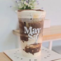 กาแฟลาเต้เฮเซลนัท