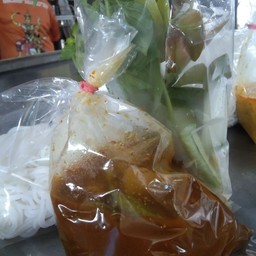 ขนมจีนน้ำยาไตปลา