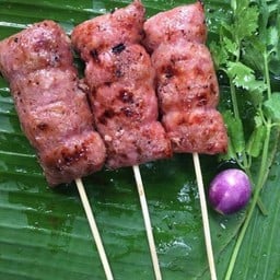 แหนมหมูปิ้ง