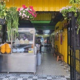 ลัดดาวัลย์ ก๋วยเตี๋ยว-ขาหมู สาขา 2