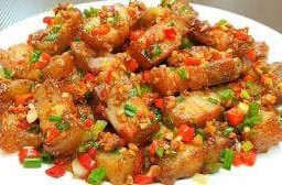 สามชั้นคั่วพริกเกลืิอ (กับข้าว)