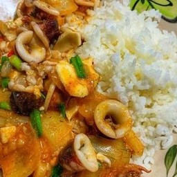 ผัดไข่เค็มราดข้าว