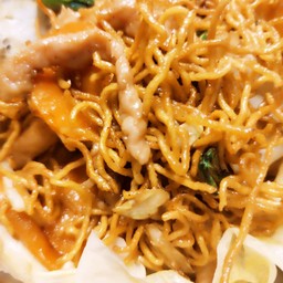 บะหมี่กรอบผัดซีอิ้ว