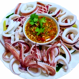ลวกจิ้ม ปลาหมึก