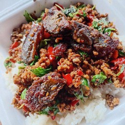ข้าวกล่อง55.-ทุกเมนูถูกดีหน้าบ้านอาหารตามสั่ง หัวหินเจ้าเก่า