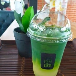 ชาเขียวน้ำผึ้งมะนาวเย็น